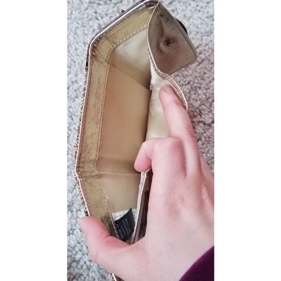 Guess Mini Wallet - Picture 5 of 5